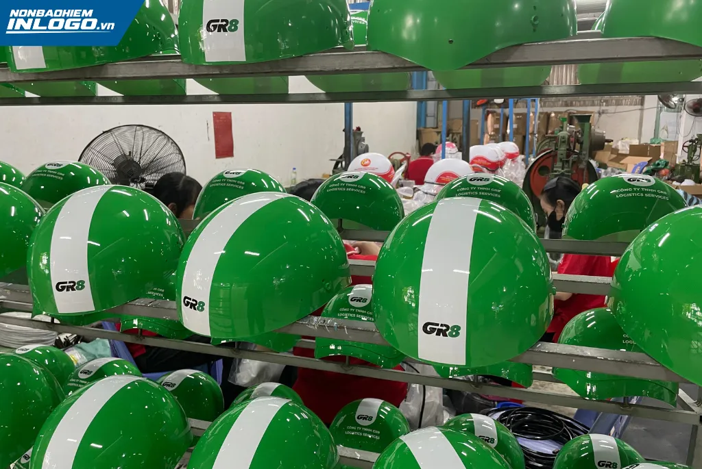 Nón bảo hiểm in logo khu công nghiệp Bình Dương phổ biến