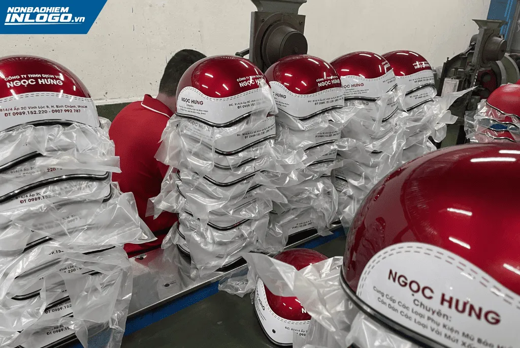 Mẫu nón bảo hiểm 1/2 in logo KCN ở HCM phổ biến