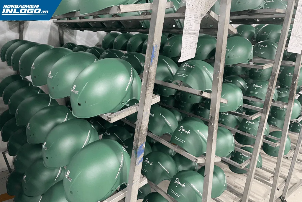 Cần lên kế hoạch đặt mũ bảo hiểm số lượng nhiều hợp lý, uy tín