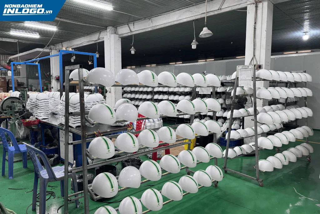 Nhận đơn hàng nón bảo hiểm công nhân số lượng lớn các KCN