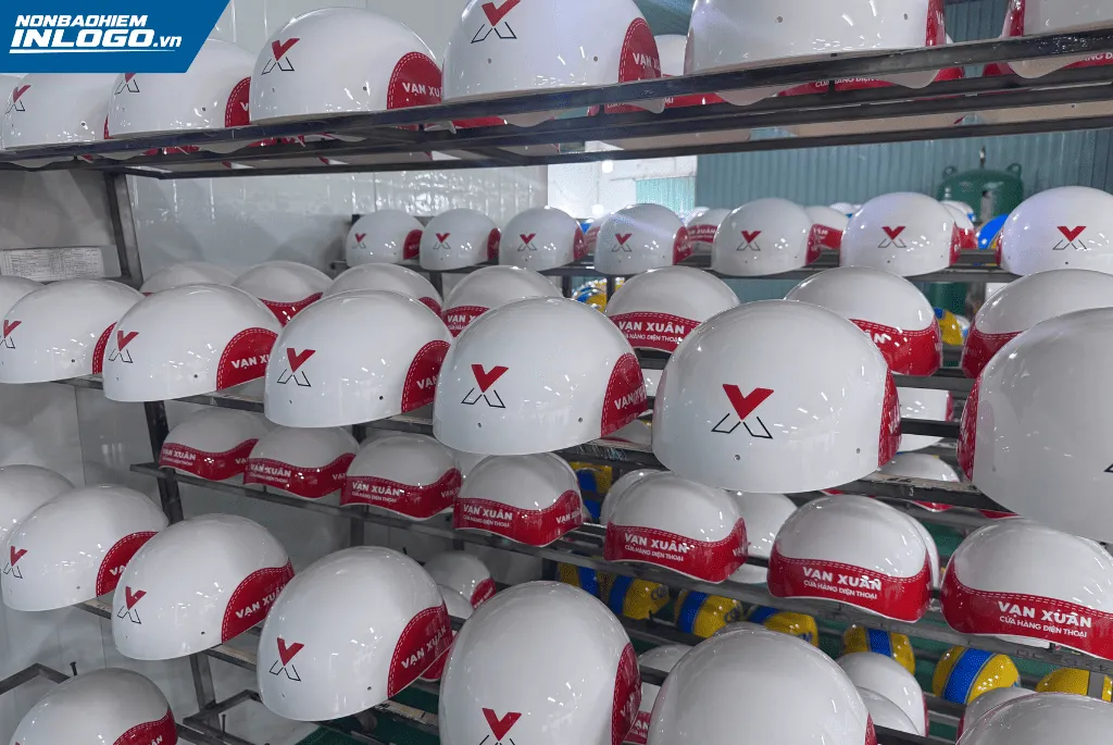 Đặt nón bảo hiểm in logo khu công nghiệp Quảng Ninh giá xưởng cho công ty