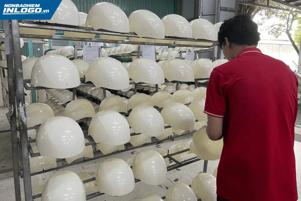 Chất lượng nón bảo hiểm in logo khu công nghiệp Thanh Hóa từ nhựa ABS nguyên sinh