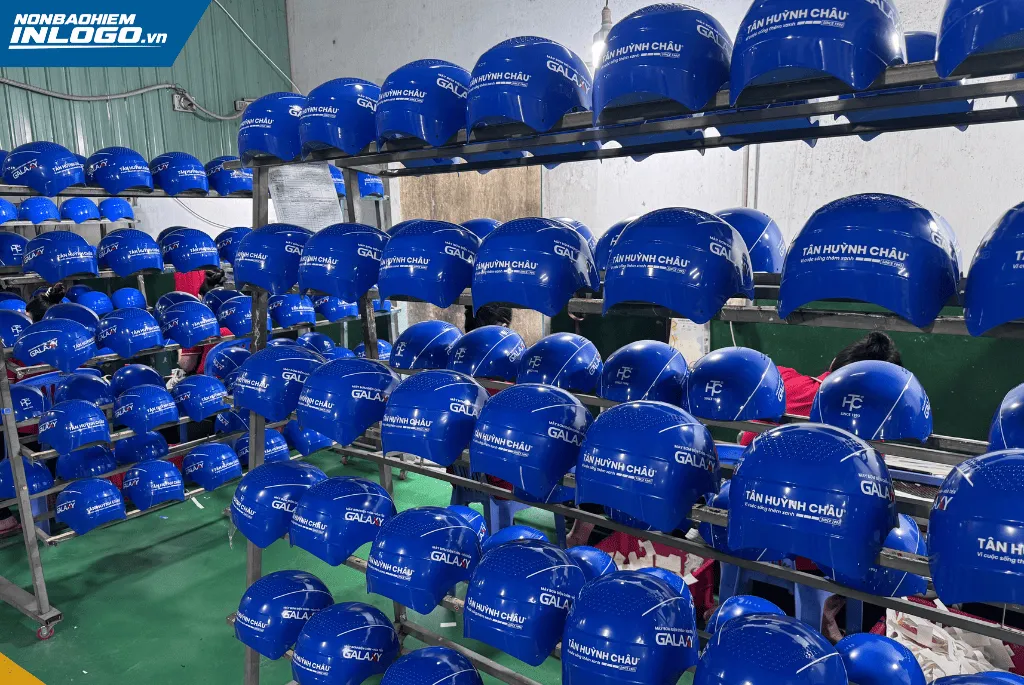 Đặt mũ bảo hiểm in logo khu công nghiệp Lào Cai số lượng lớn