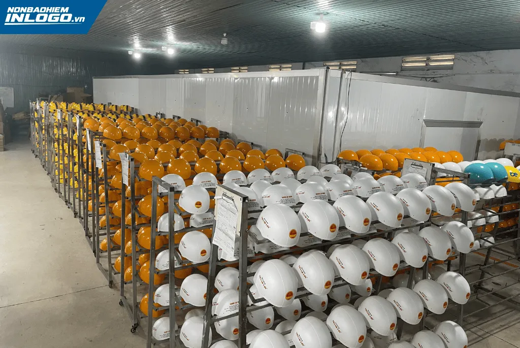 Xưởng sản xuất nón bảo hiểm in logo khu công nghiệp An Giang uy tín