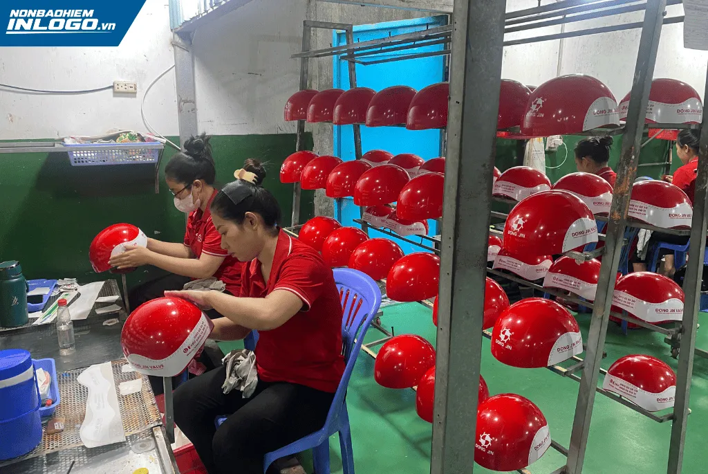 Nhận làm mũ bảo hiểm quà tặng ở Lâm Đồng mẫu đẹp