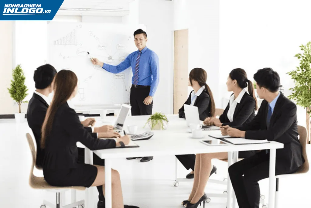 Xây dựng các chính sách, phúc lợi giúp nhân viên gắn kết lâu dài